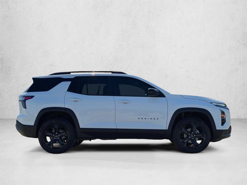 2026 Chevrolet Equinox - Image 2