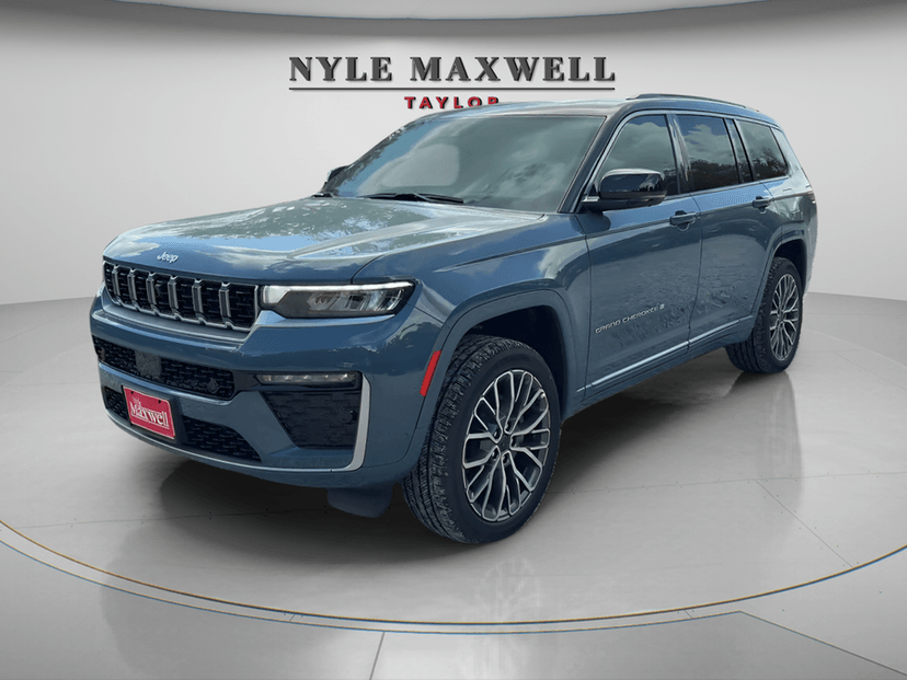 2027 Jeep Grand Cherokee L - Image 1