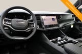 2026 Jeep Grand Wagoneer - Preview 12