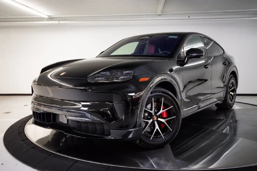 2026 Porsche Cayenne - Image 1