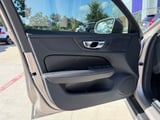2026 Volvo V60 Cross Country - Preview 10