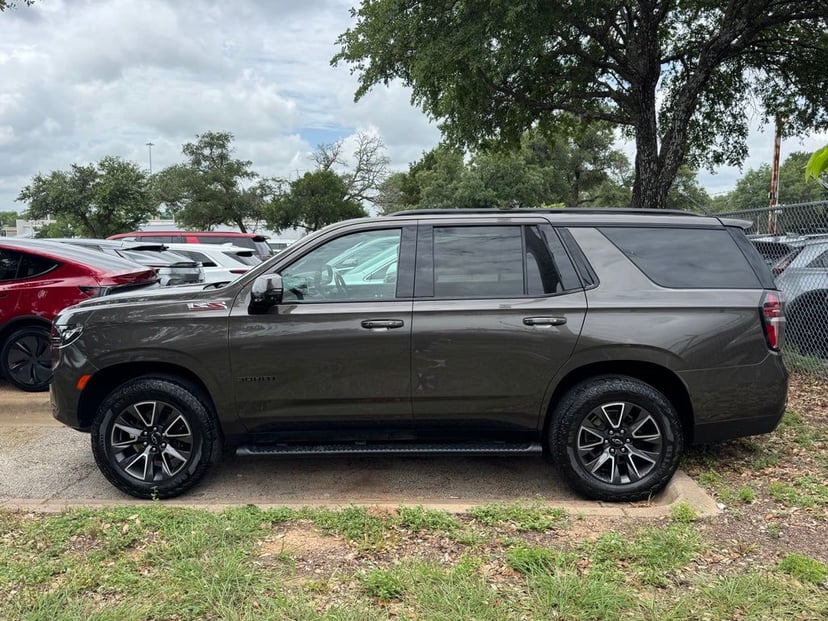 2021 Chevrolet Tahoe - Image 2