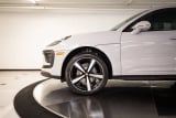2026 Porsche Macan - Preview 11