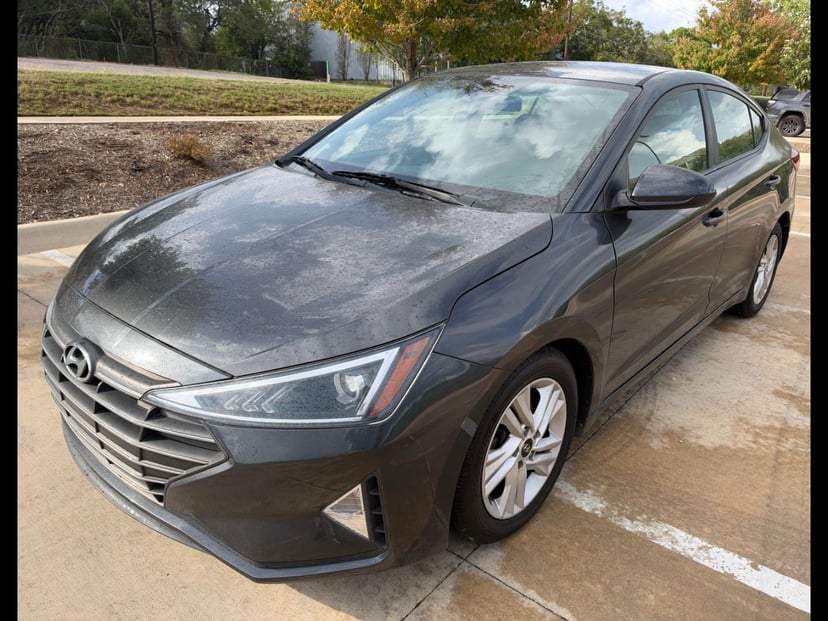 2020 Hyundai Elantra - Image 1