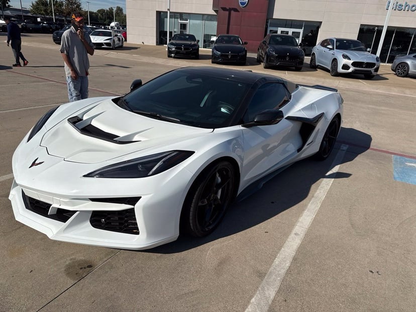 2024 Chevrolet Corvette - Image 1