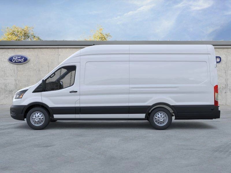 2026 Ford Transit - Image 2
