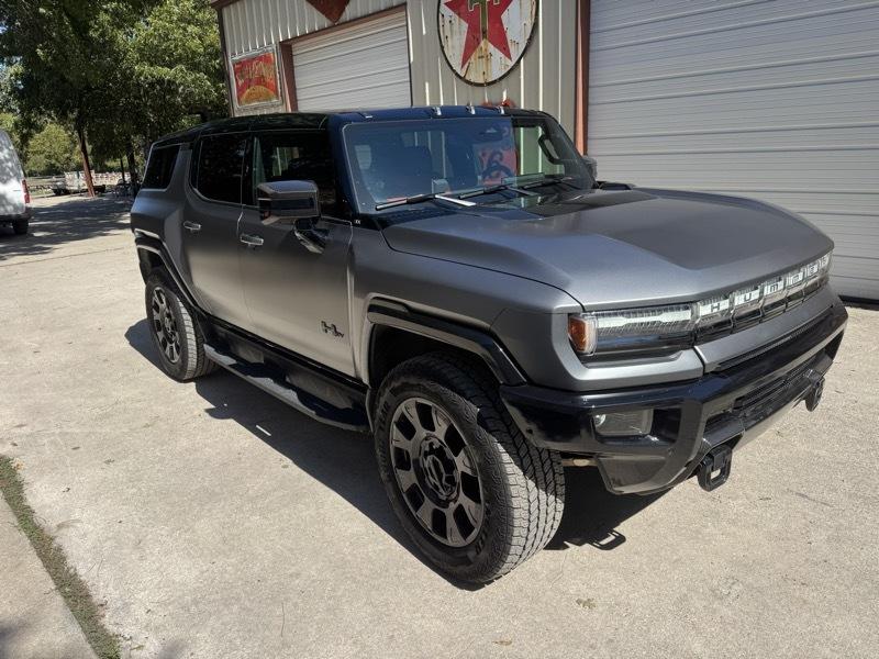 2026 GMC Hummer EV - Image 1