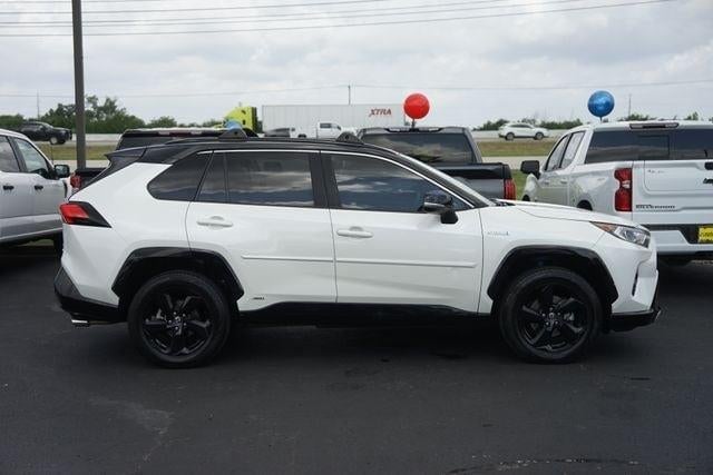 2019 Toyota RAV4 - Image 2