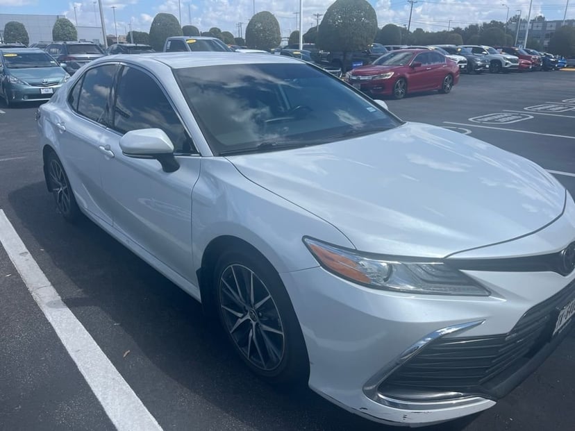 2023 Toyota Camry - Image 1