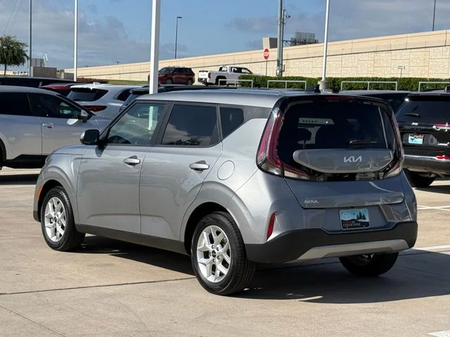 2024 Kia Soul - Image 2
