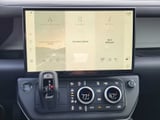 2026 Land Rover Defender - Preview 16