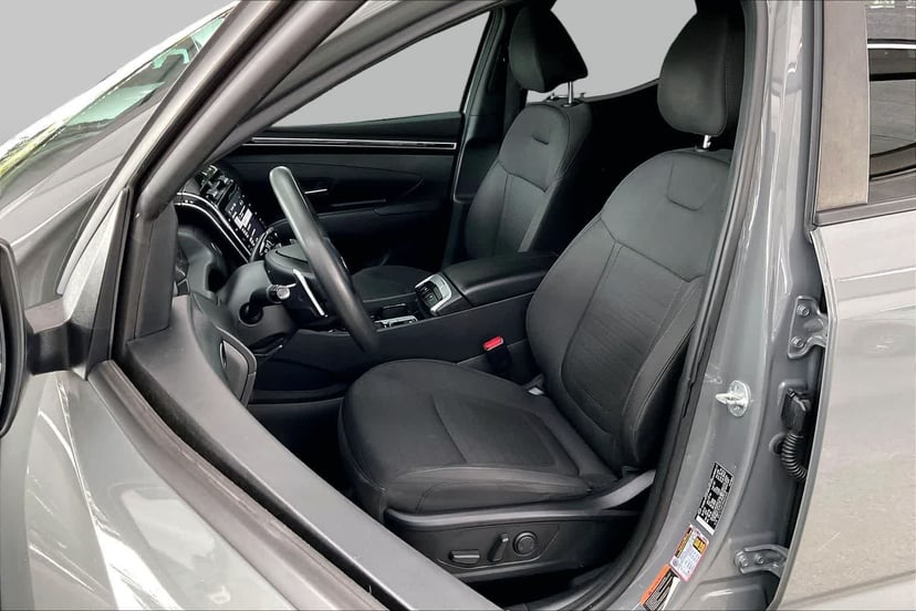 2023 Hyundai Santa Cruz - Image 2