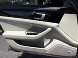 2017 Porsche Panamera - Preview 11