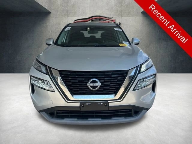 2021 Nissan Rogue - Image 2