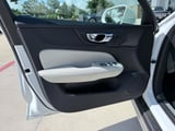 2026 Volvo V60 Cross Country - Preview 9