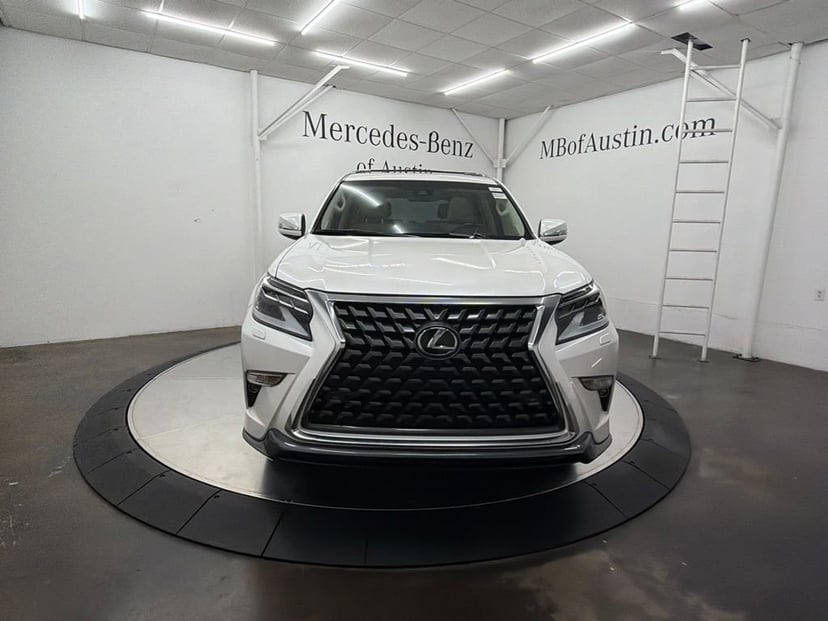 2023 Lexus GX - Image 1