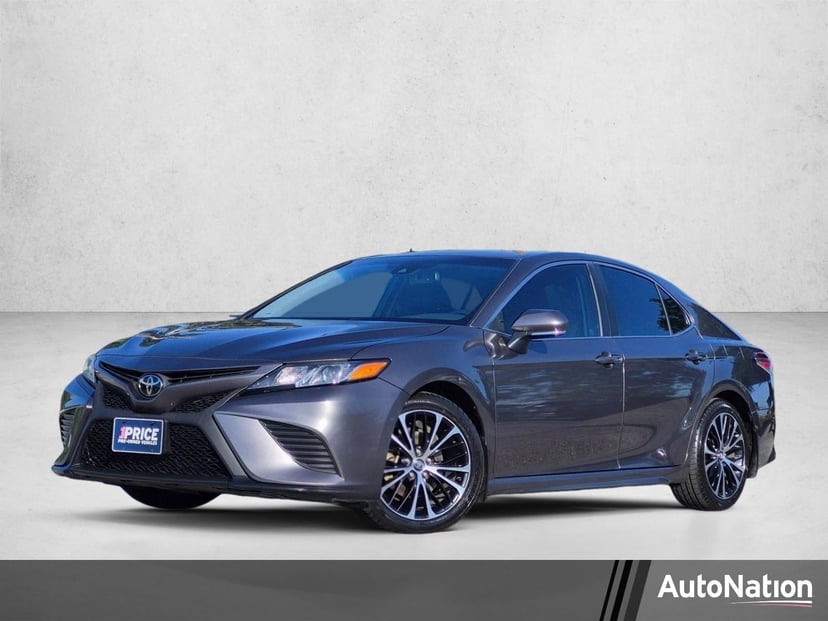 2018 Toyota Camry - Image 1