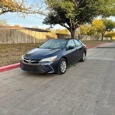 2016 Toyota Camry - Image 1