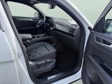 2026 Volkswagen Atlas Cross Sport - Preview 7