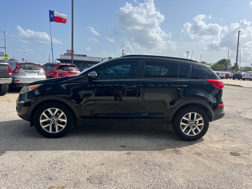 2014 Kia Sportage - Image 2