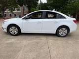 2016 Chevrolet Cruze - Preview 4