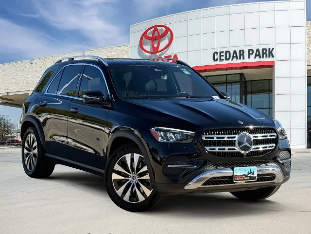 2025 Mercedes-Benz GLE - Image 1