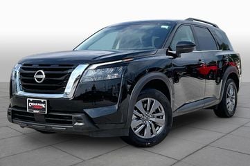 2025 Nissan Pathfinder - Image 3