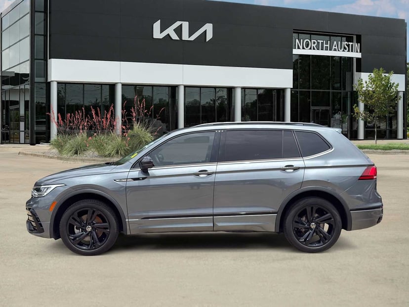 2024 Volkswagen Tiguan - Image 2