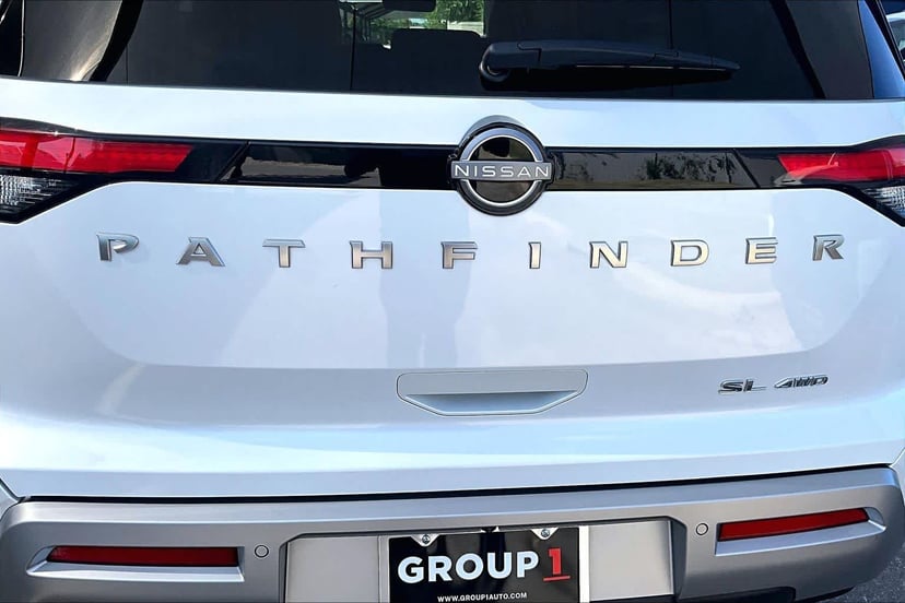 2025 Nissan Pathfinder - Image 3
