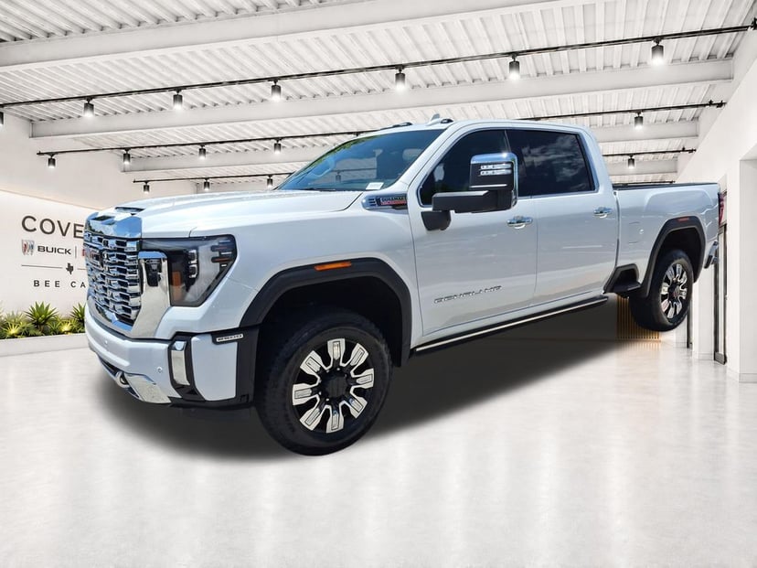2025 GMC Sierra 2500HD Denali - Image 3