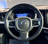 2022 Volvo XC60 - Preview 14