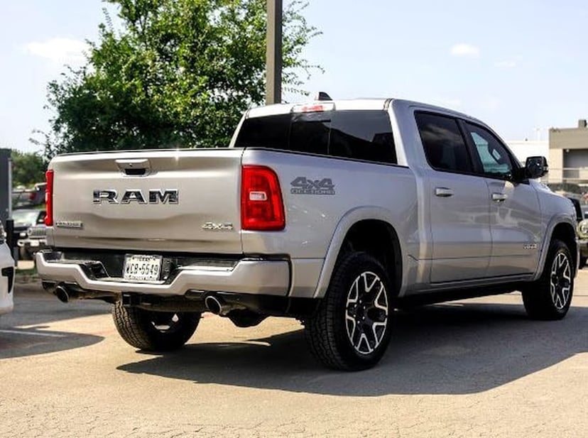 2025 Ram 1500 - Image 2