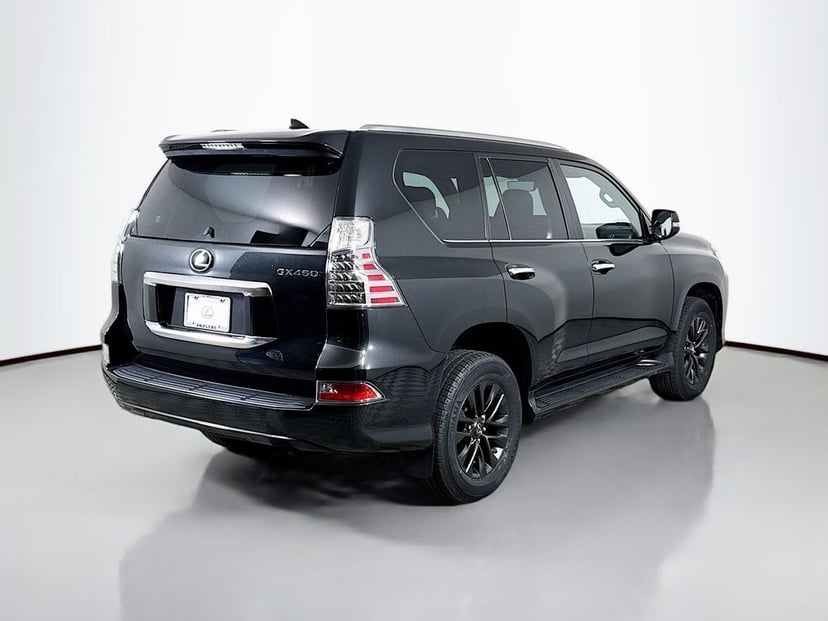 2023 Lexus GX - Image 3