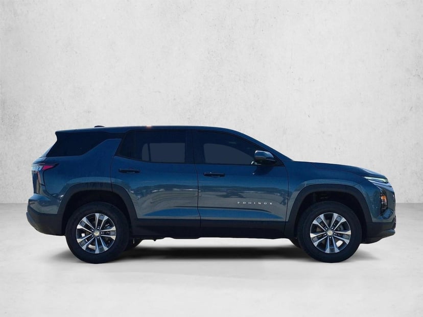 2026 Chevrolet Equinox - Image 2
