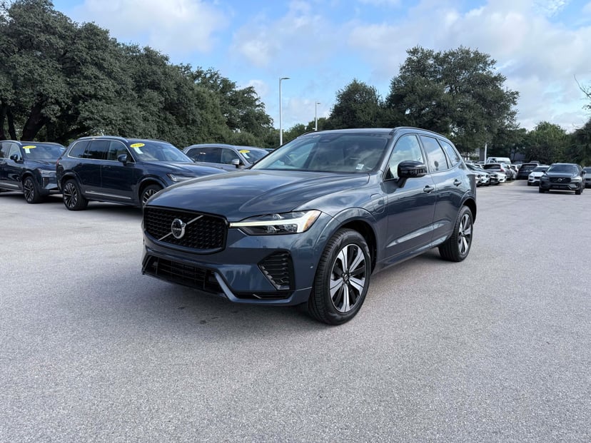 2024 Volvo XC60 - Image 1