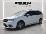 2023 Chrysler Pacifica - Preview 3