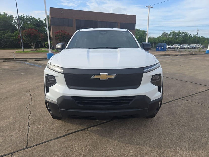 2024 Chevrolet Silverado EV - Image 1