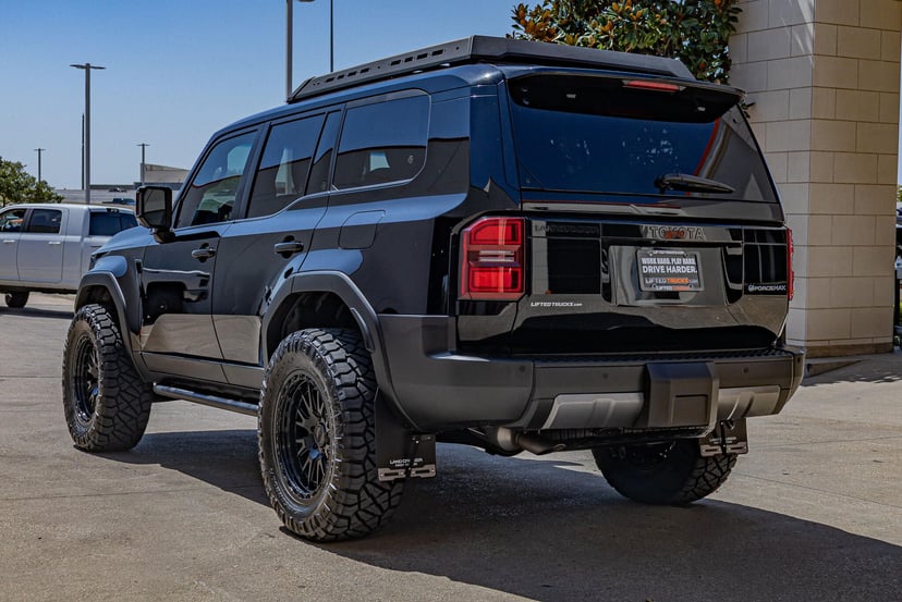 2024 Toyota Land Cruiser - Image 3