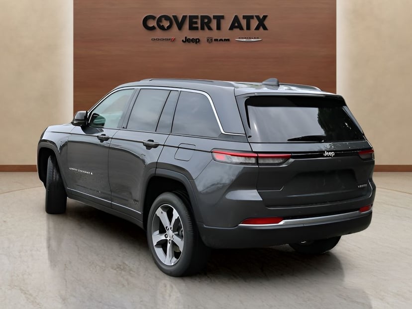 2026 Jeep Grand Cherokee - Image 3