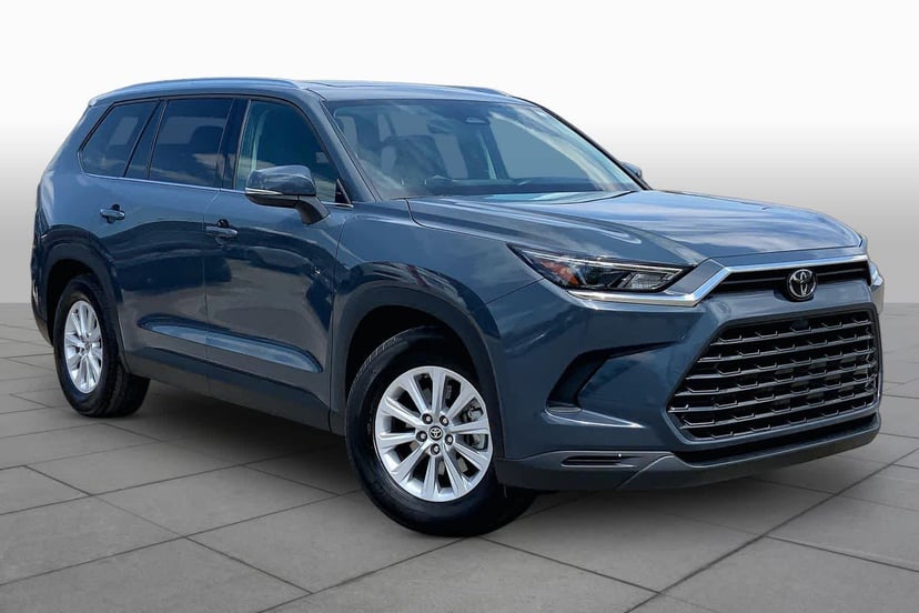 2025 Toyota Grand Highlander - Image 1