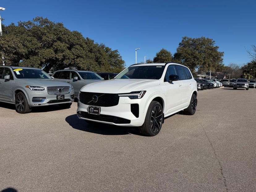 2026 Volvo XC90 - Image 1