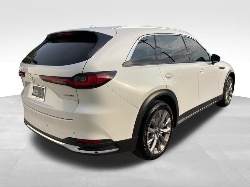 2024 Mazda CX-90 - Image 3