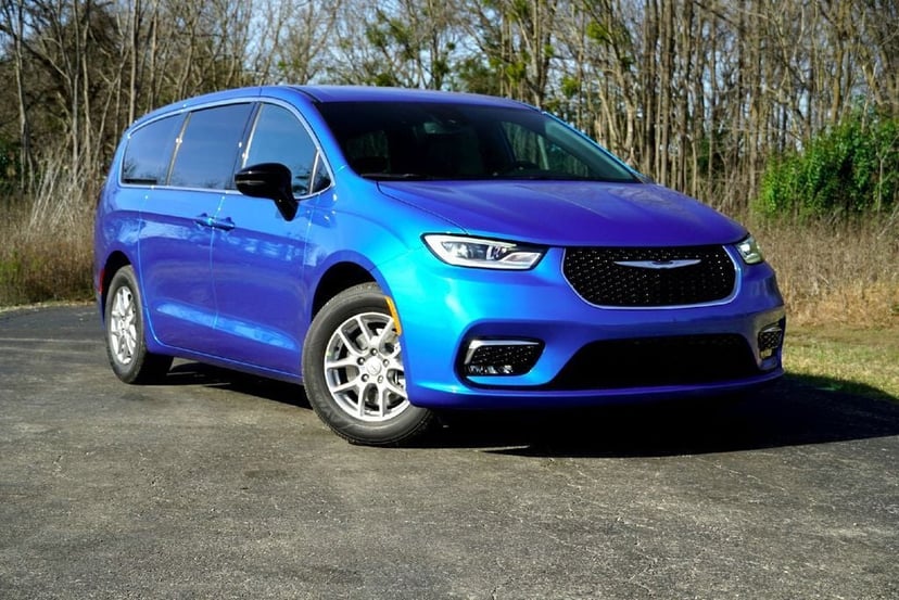 2026 Chrysler Pacifica - Image 1