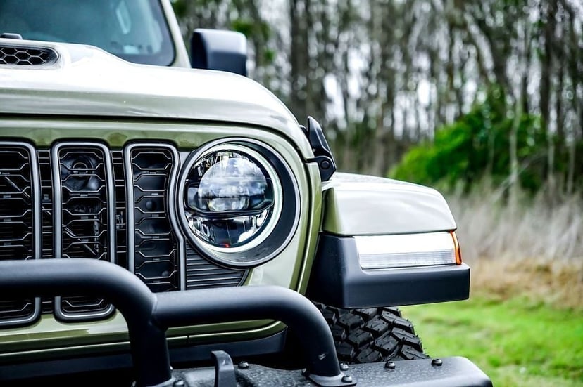 2026 Jeep Gladiator - Image 3