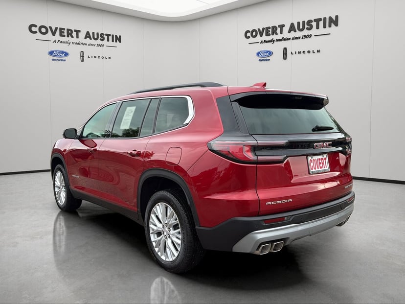 2026 GMC Acadia - Image 2