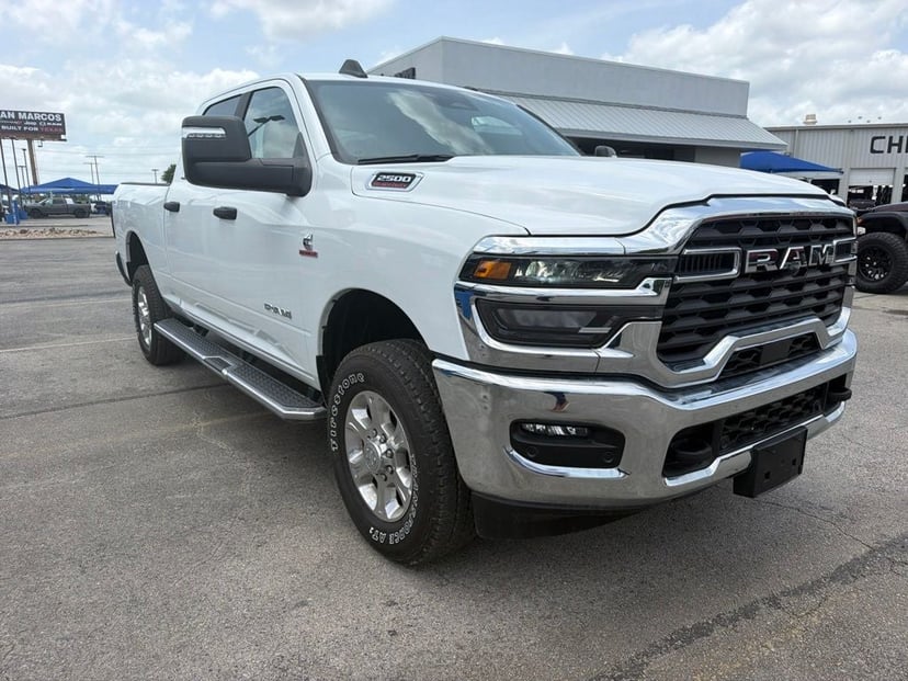 2025 RAM 2500 - Image 2