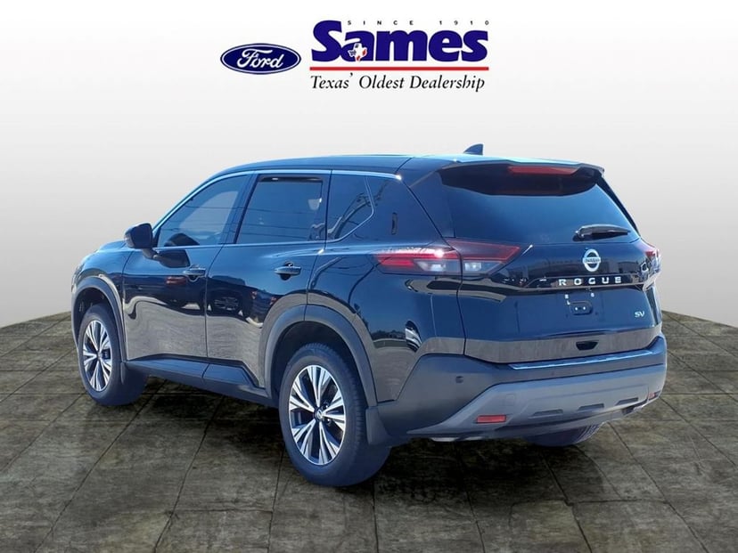 2021 Nissan Rogue - Image 2