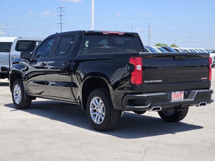 2026 Chevrolet Silverado - Image 3