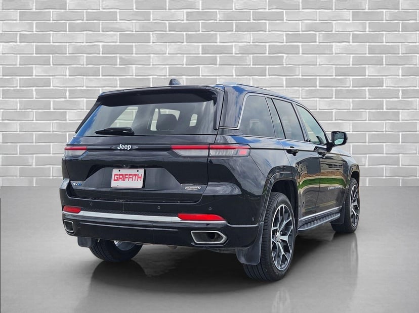 2022 Jeep Grand Cherokee 4xe - Image 2