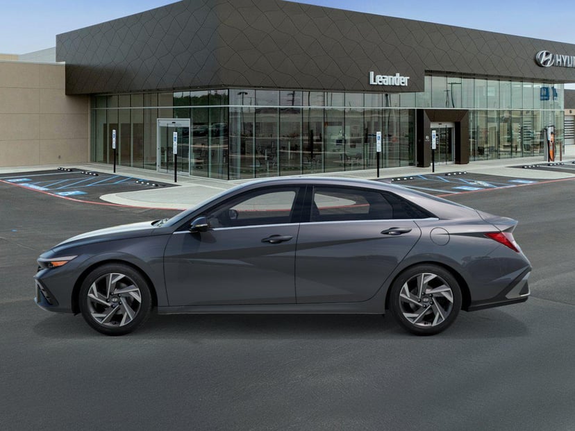 2026 Hyundai Elantra - Image 2